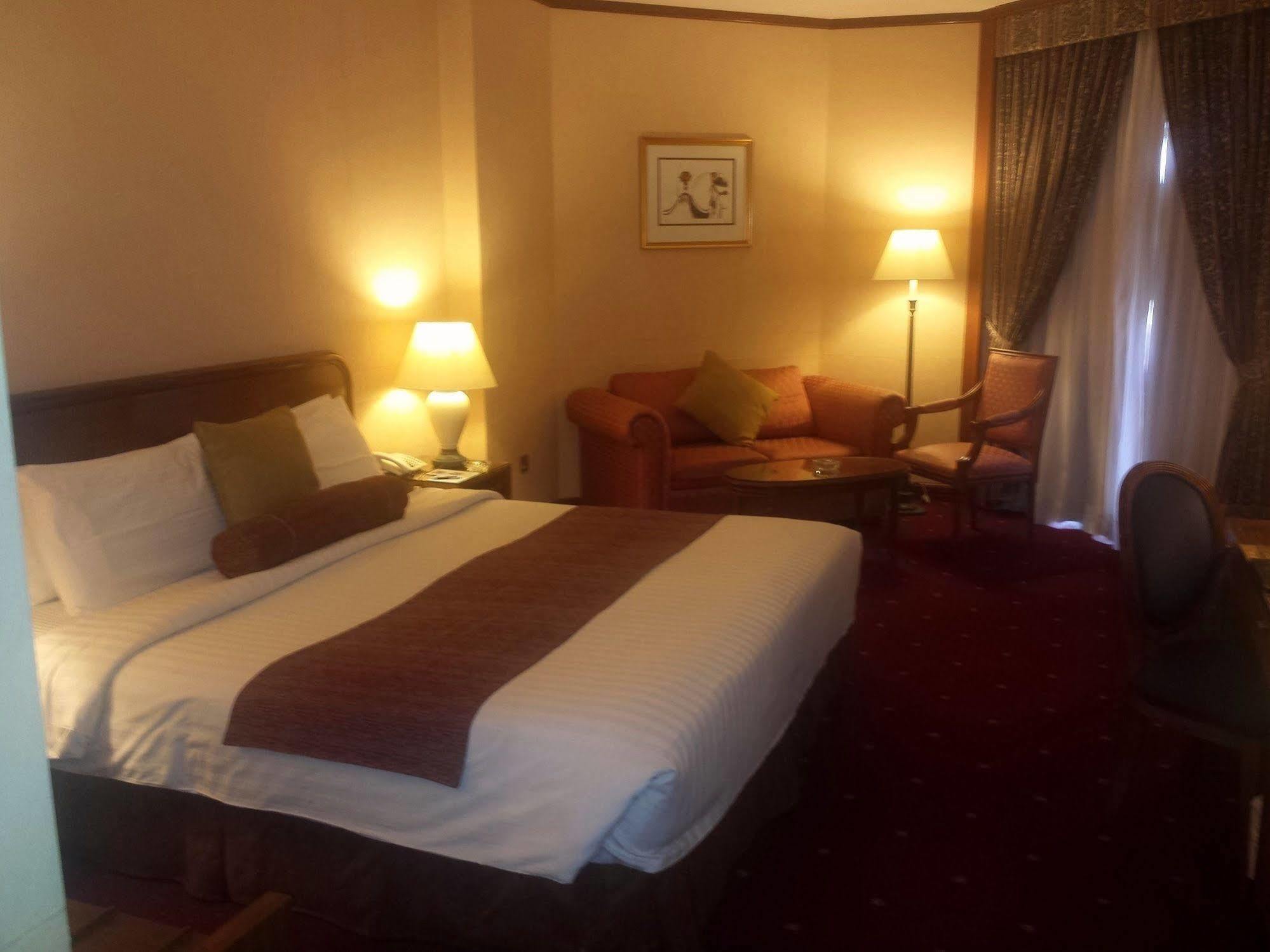 Safir International Hotel Kuwait Kuwait City Екстер'єр фото